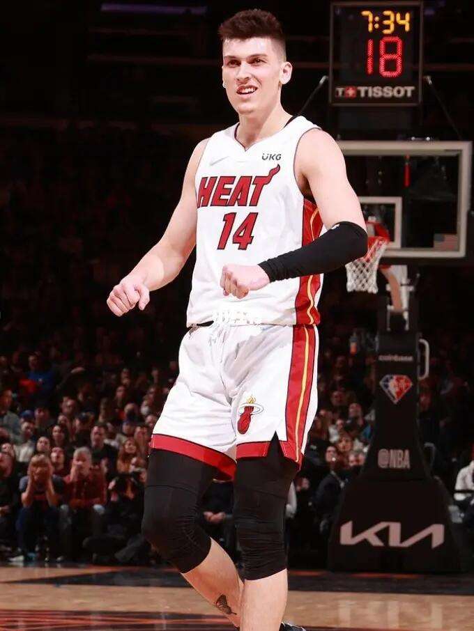 体育中超 体育中超