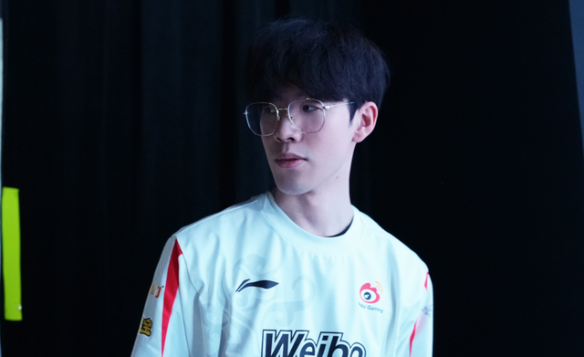 资讯远距开镜爆头？竞技高手还是开挂先生？